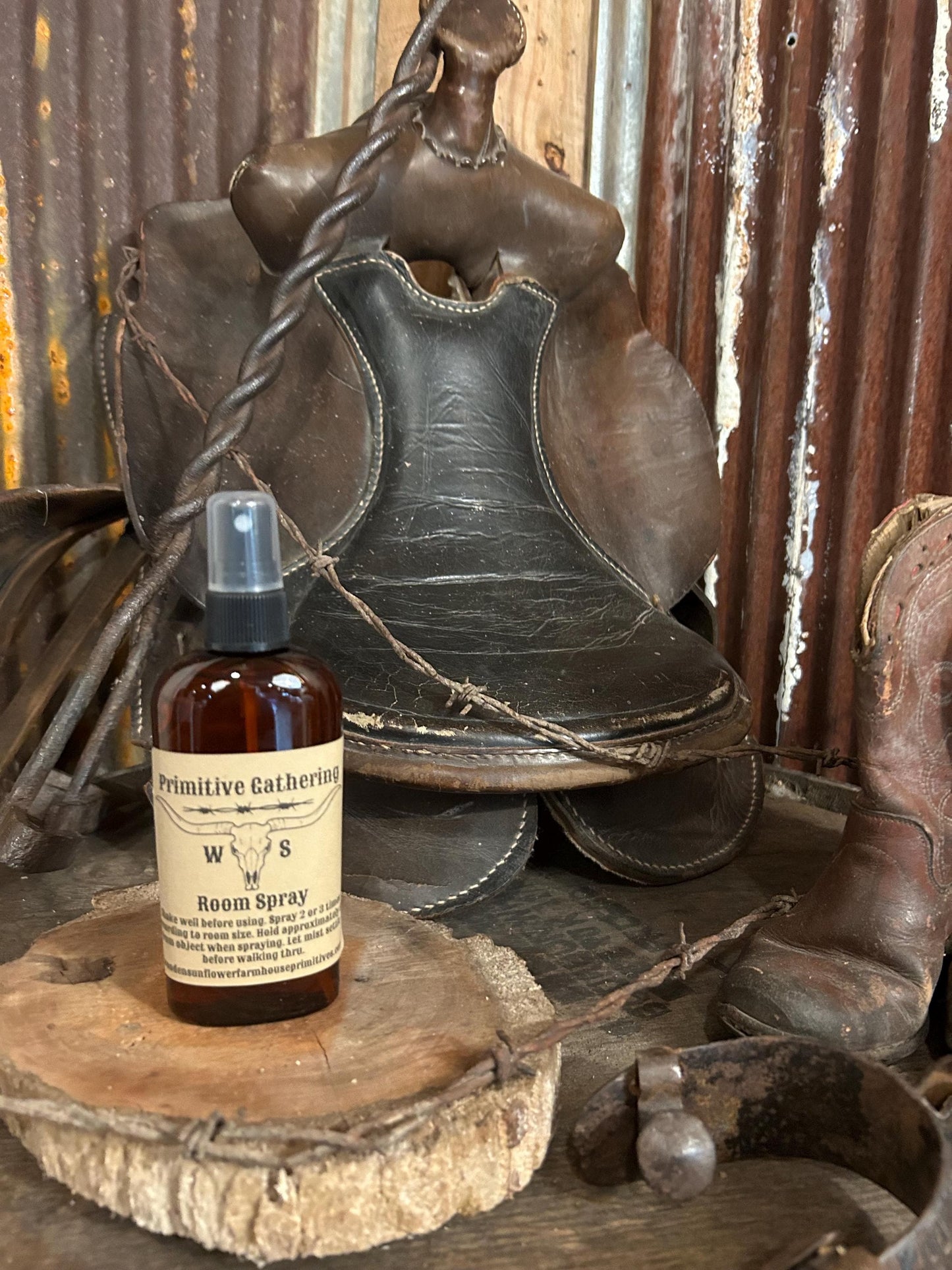 Primitive Gathering Highly Scented Farmhouse Style Room Spray 4oz
