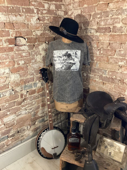 Horse Girls/Country Shirt/Cowgirl Shirt/Western Shirt/Horse girl shirt/funny shirt/farmgirl shirt/distressed shirt