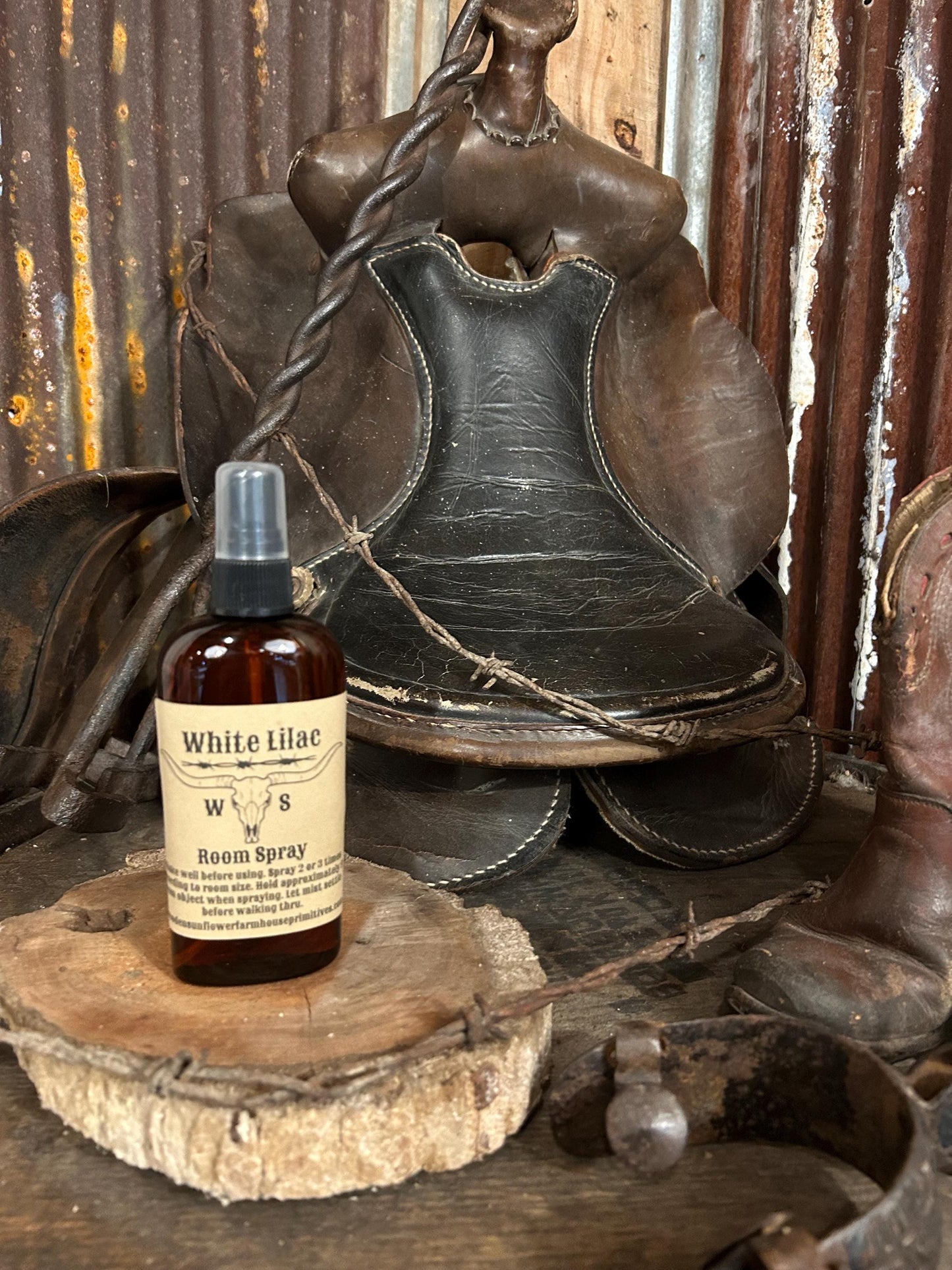 White Lilac Highly Scented Farmhouse Style Room  Spray 4oz