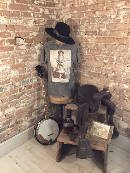 Cowgirls don’t cry they reload/Country Shirt/Cowgirl Shirt/Western Shirt/Horse girl shirt/funny shirt/distressed shirt/Annie Oakley